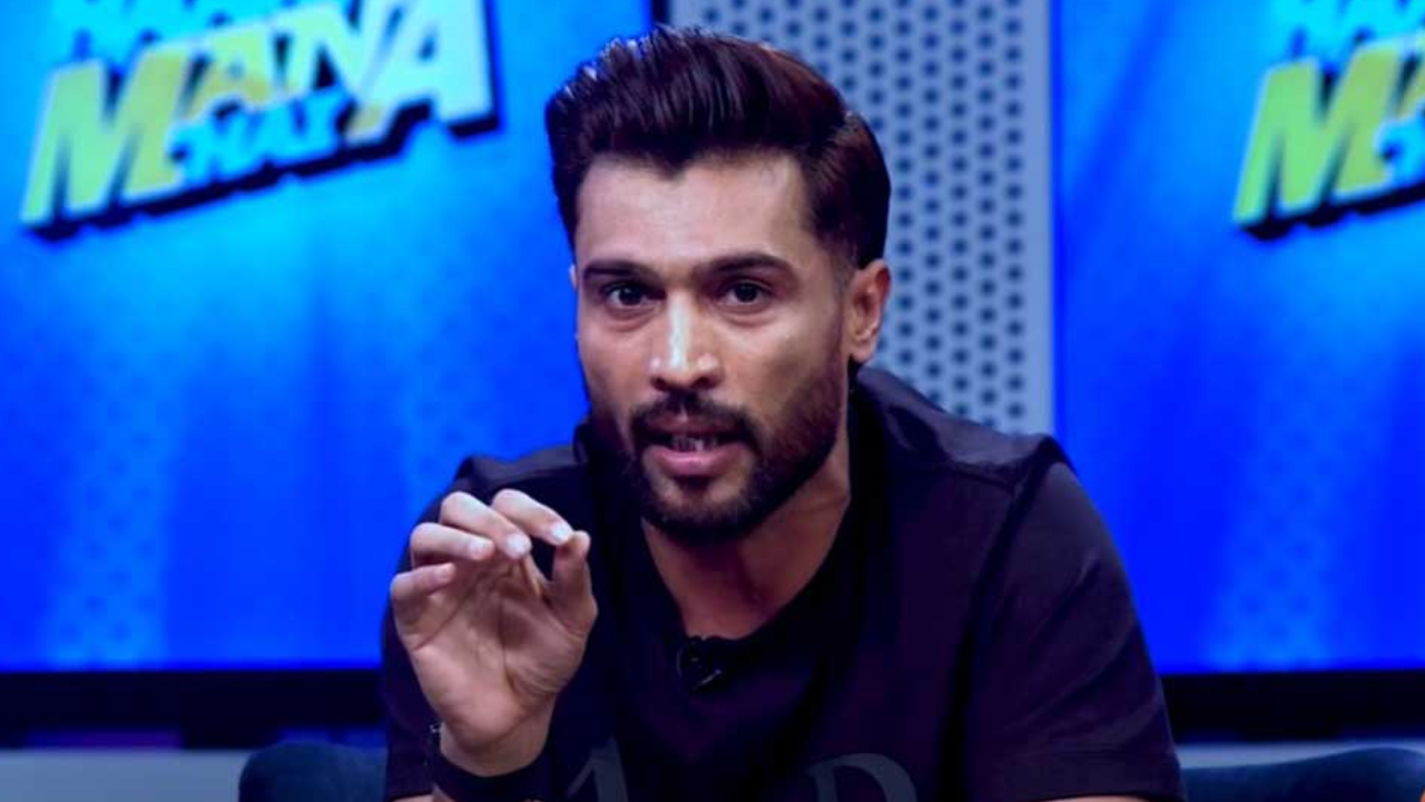 ভারত জিতবে বলেও ফাইনালে আমিরের বাজি নিউজিল্যান্ড