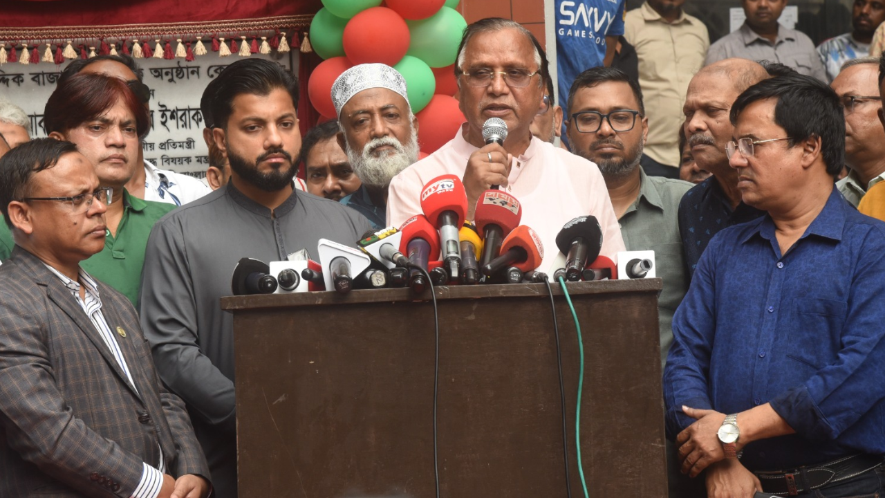 সিদ্দিক বাজার কমিউনিটি সেন্টার উদ্বোধন করলেন ডিএসসিসি প্রশাসক