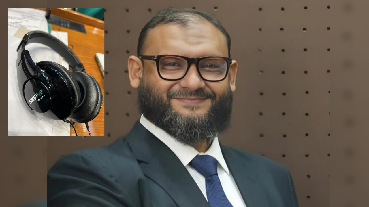 সংসদে মানহীন হেডফোন নিয়ে ক্ষোভ ঝাড়লেন জামায়াতের এমপি আরমান