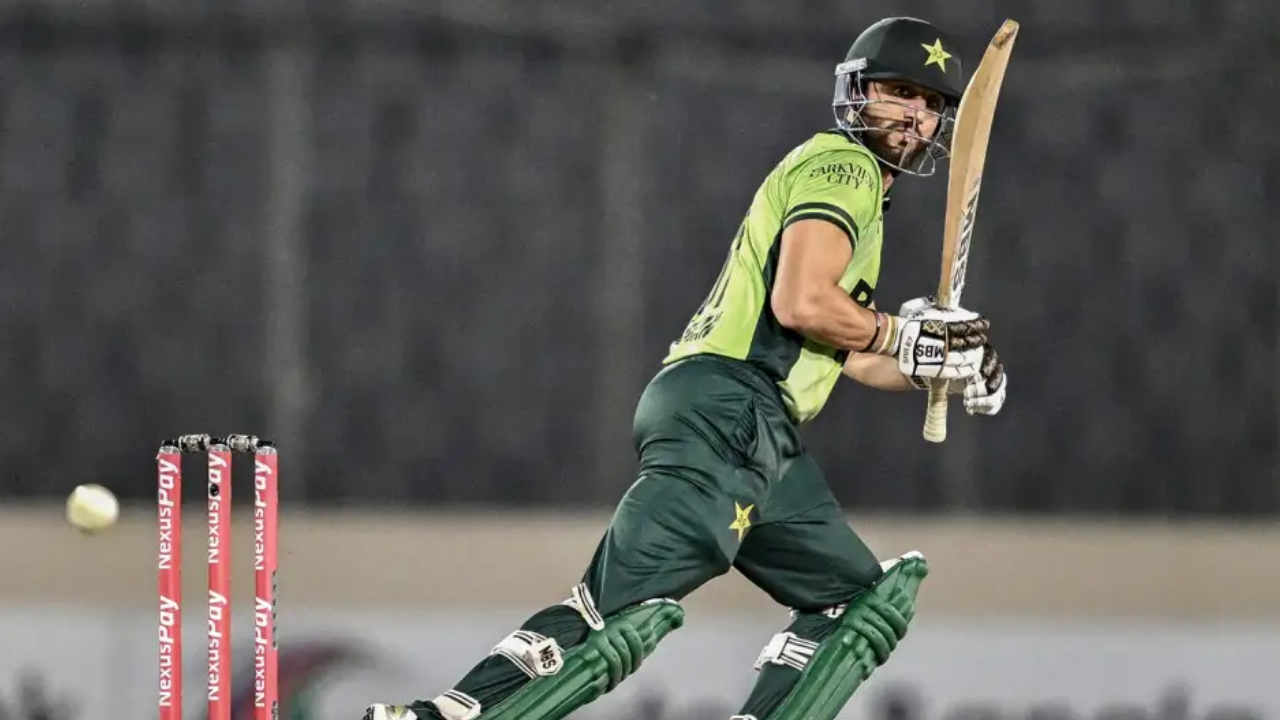 জুটি ভাঙলেন তাসকিন, টিকে আছেন সালমান