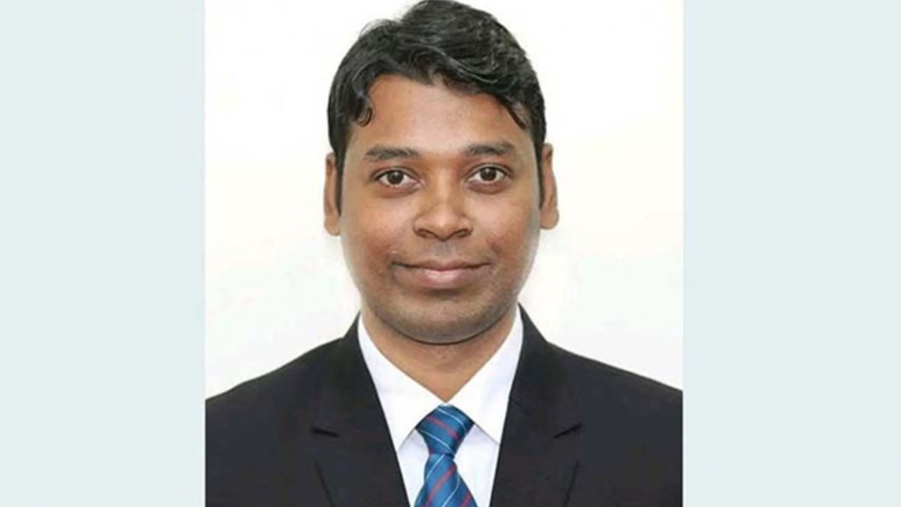 আপত্তিকর ভিডিও ভাইরাল: ইউএনও আলাউদ্দিন ওএসডি