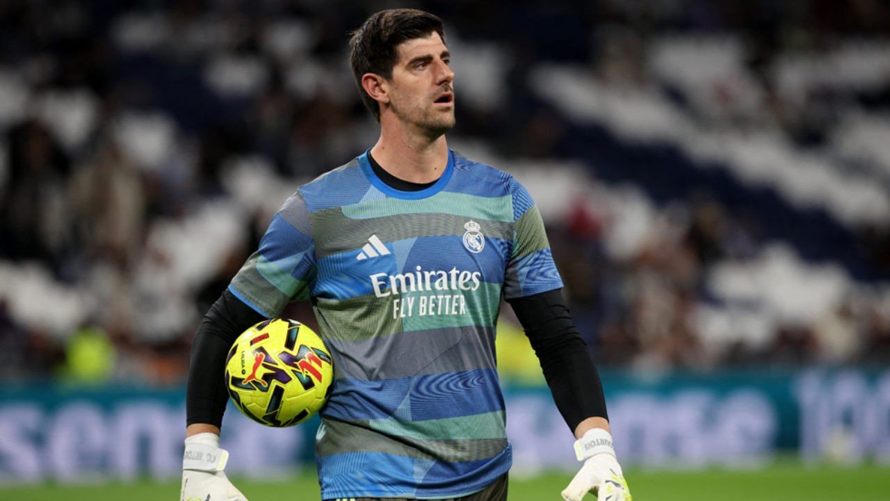 ৬ সপ্তাহের জন্য মাঠের বাইরে কোর্তোয়া