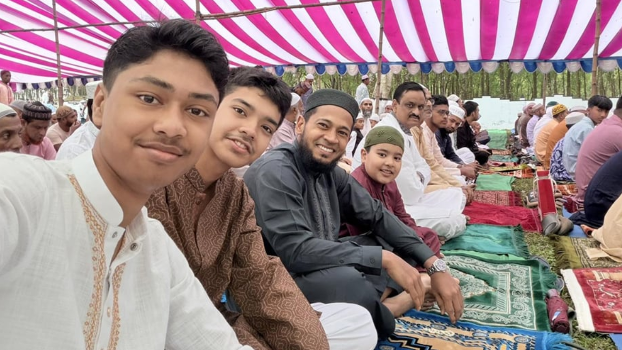 ঈদের নামাজের পর খেলার জন্য দোয়া চাইলেন মুশফিক