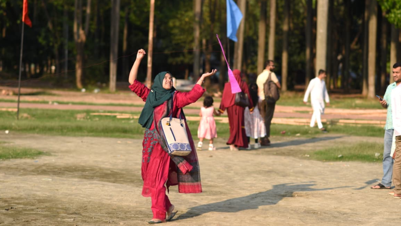 ঘুড়ি উৎসবে মেতেছিলেন নারীরাও