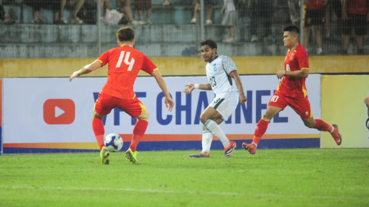 ভিয়েতনামের কাছে তিন গোলে হারলো বাংলাদেশ