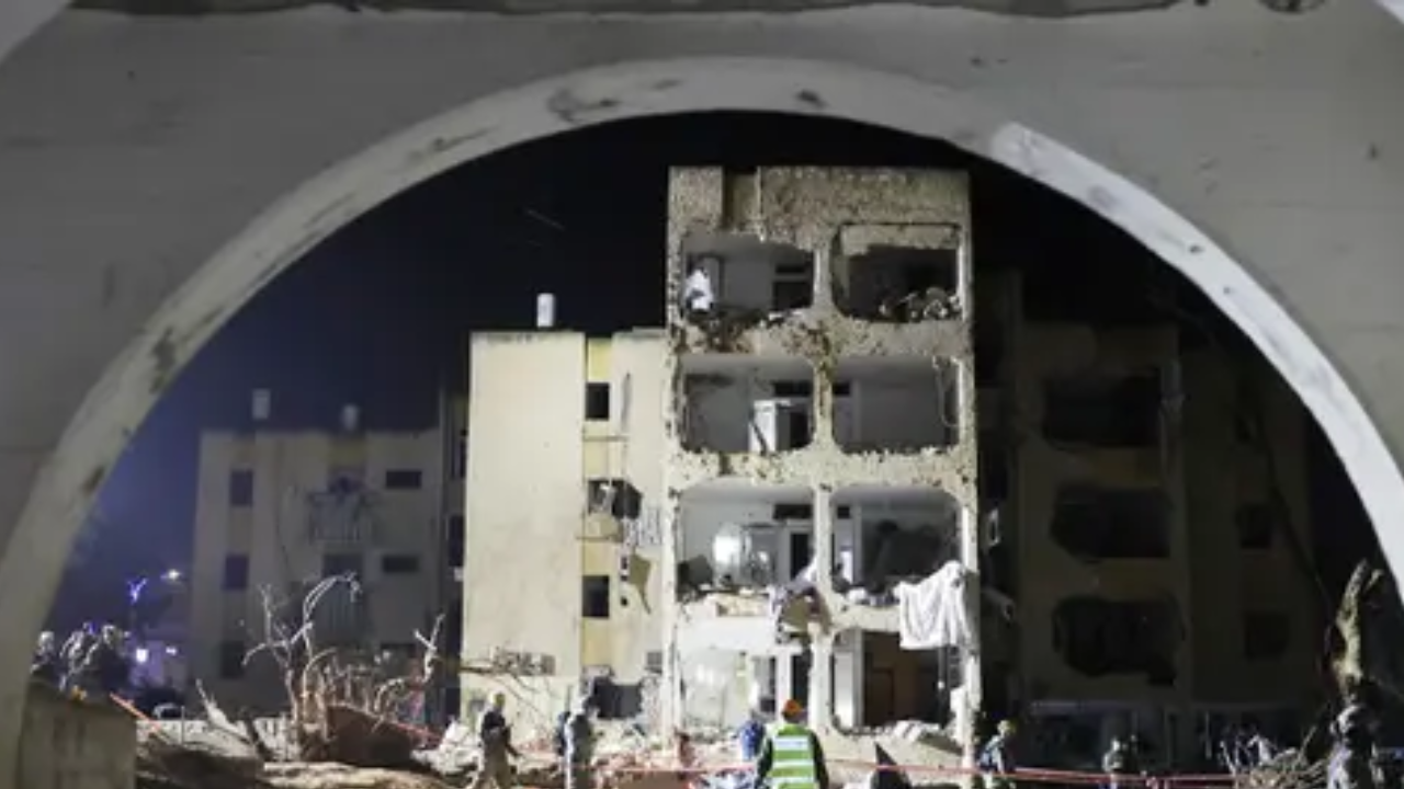 ইরানের হামলায় ২৪ ঘণ্টায় ২৬১ ইসরায়েলি আহত