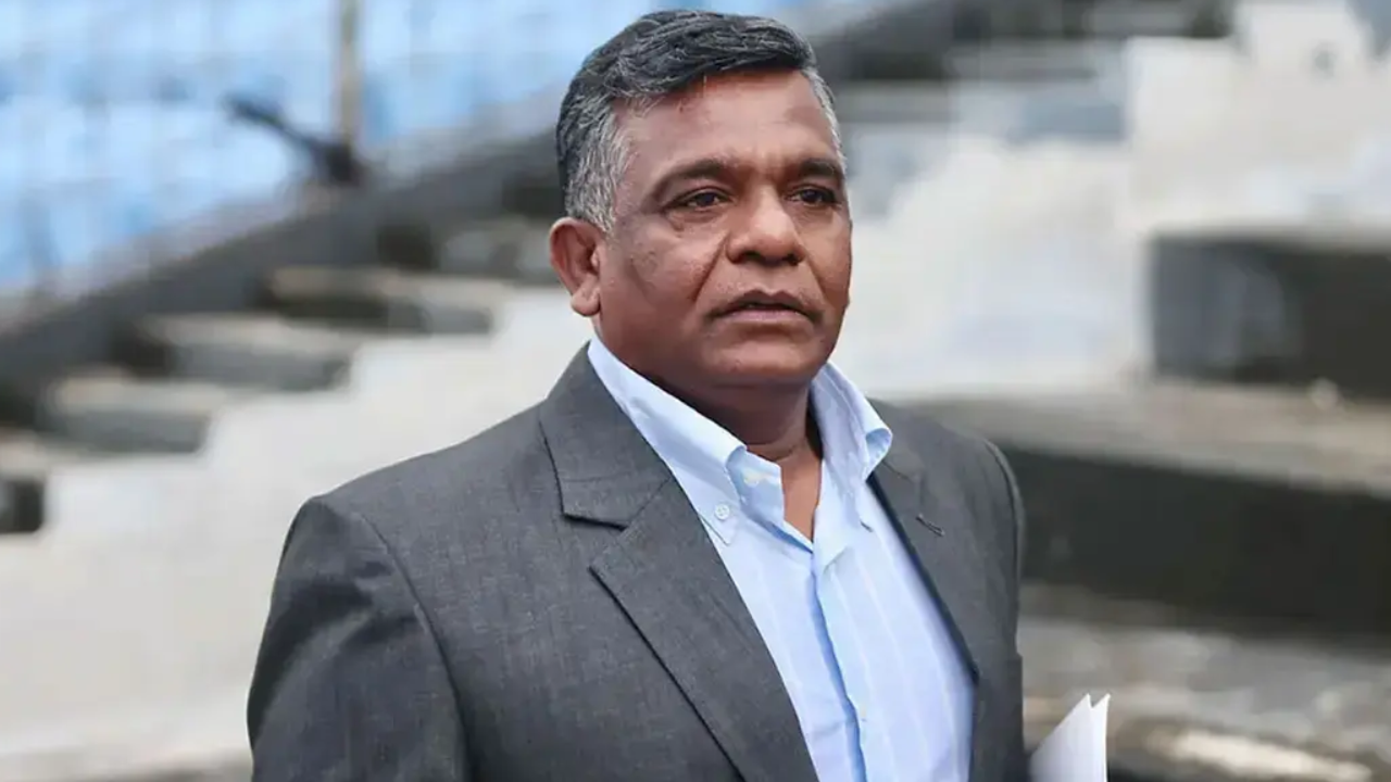 দেশে ফিরেই মিরপুরে গেলেন বুলবুল