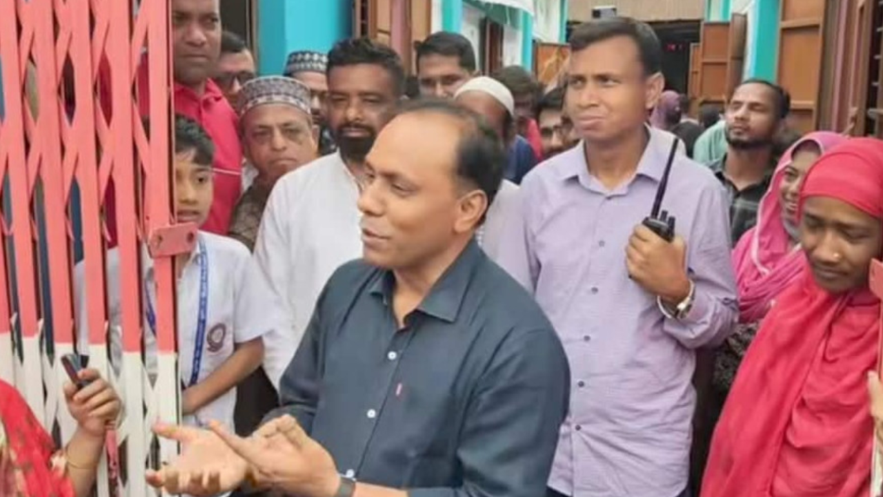 বিদ্যুৎ সংকটে শিক্ষার্থীদের পাশে ডেপুটি স্পিকার