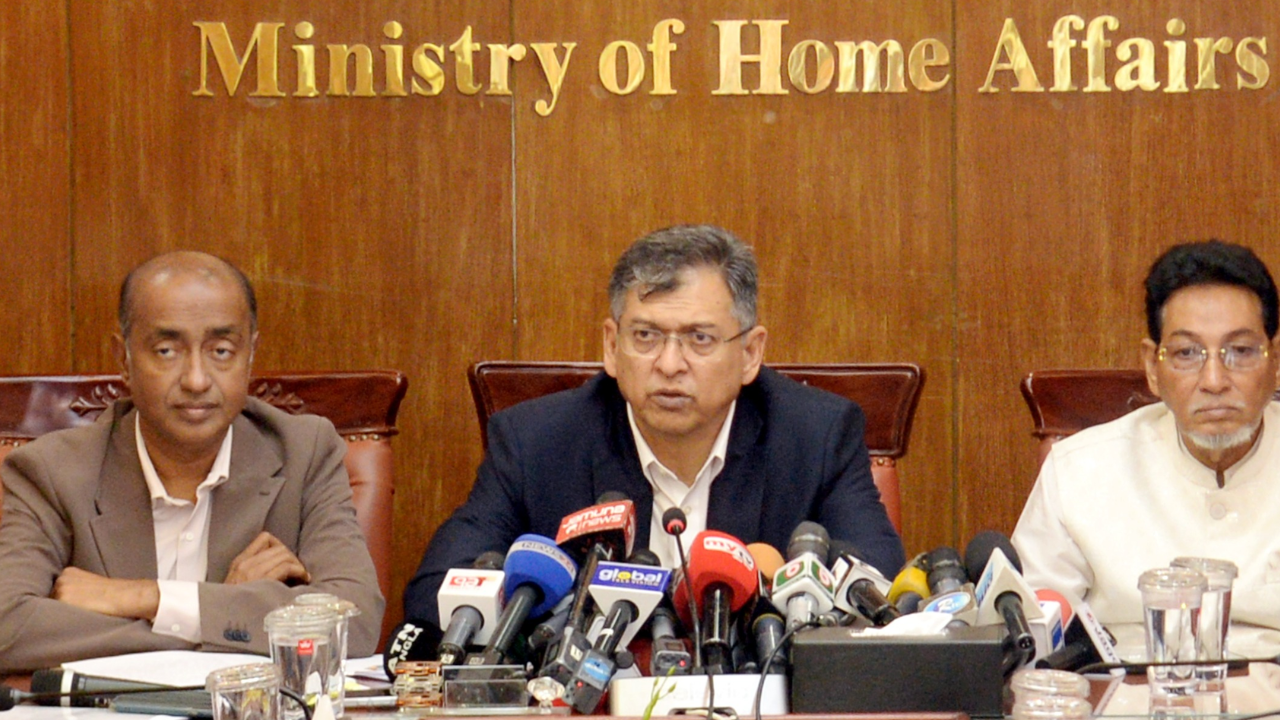 প্রথম অধিবেশনে ১৩৩ অধ্যাদেশ নিষ্পত্তিকরণ অনন্য নজির: স্বরাষ্ট্রমন্ত্রী