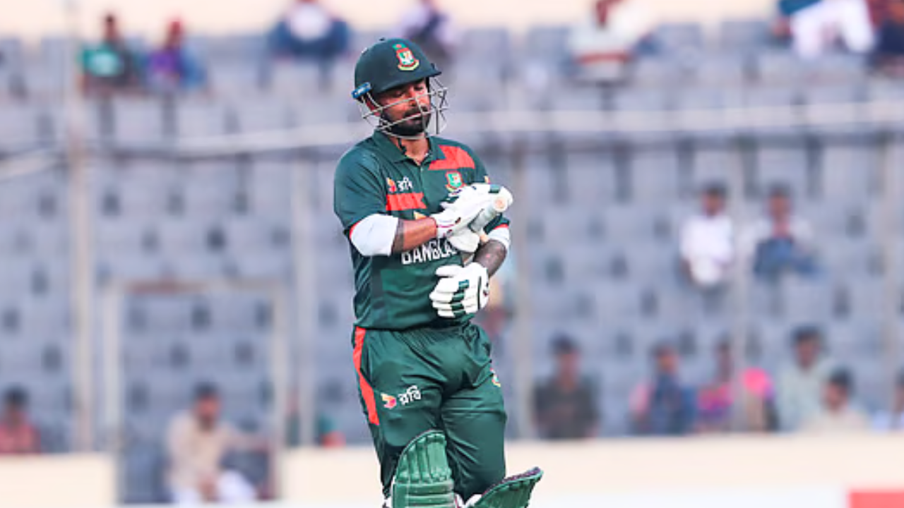 ব্যাটিং ব্যর্থতায় হারলো বাংলাদেশ