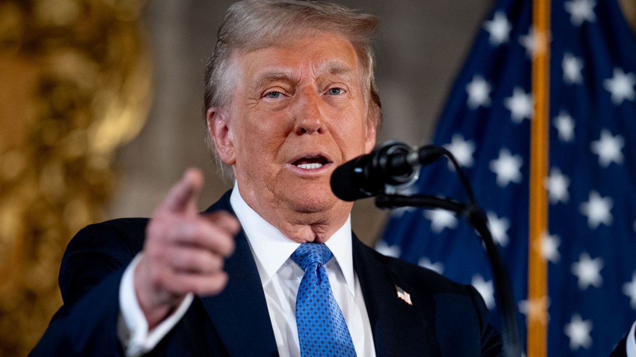 ঘাঁটি ব্যবহার করতে না দেওয়ায় স্পেনের সঙ্গে বাণিজ্য বন্ধের ঘোষণা ট্রাম্পের