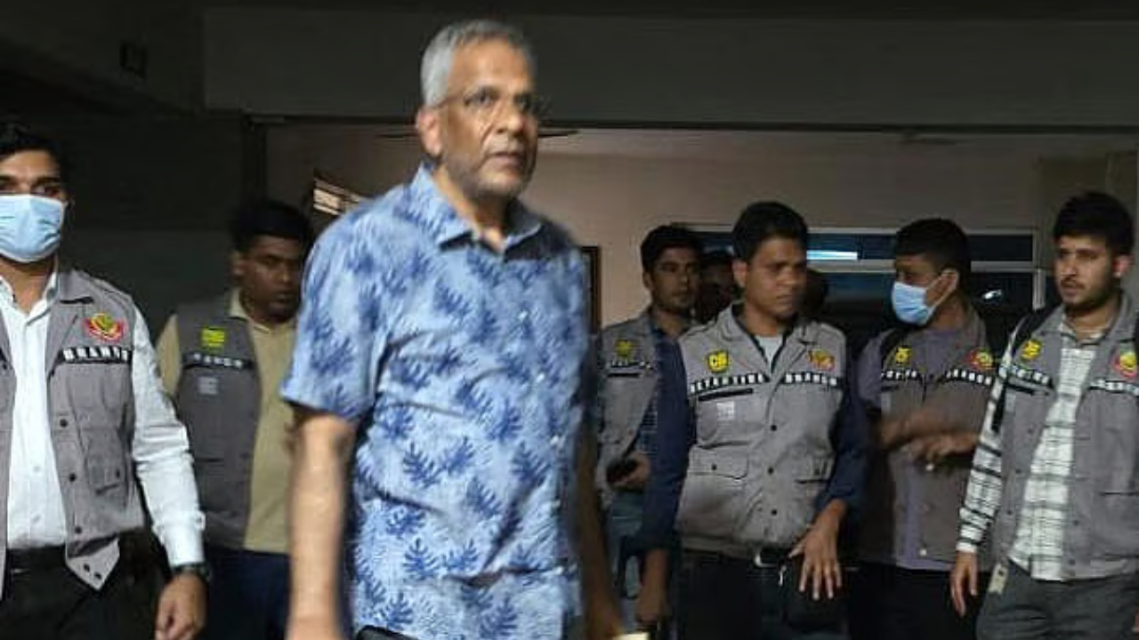 ডিজিএফআইয়ের সাবেক ডিজি মামুন খালেদ আটক