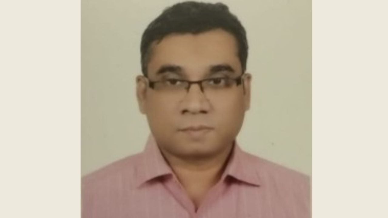 জেল থেকে মৃত্যুদণ্ডপ্রাপ্ত ৪ কয়েদির পলায়ন,
দায়মুক্তি পেলো পূর্তের নির্বাহী প্রকৌশলী