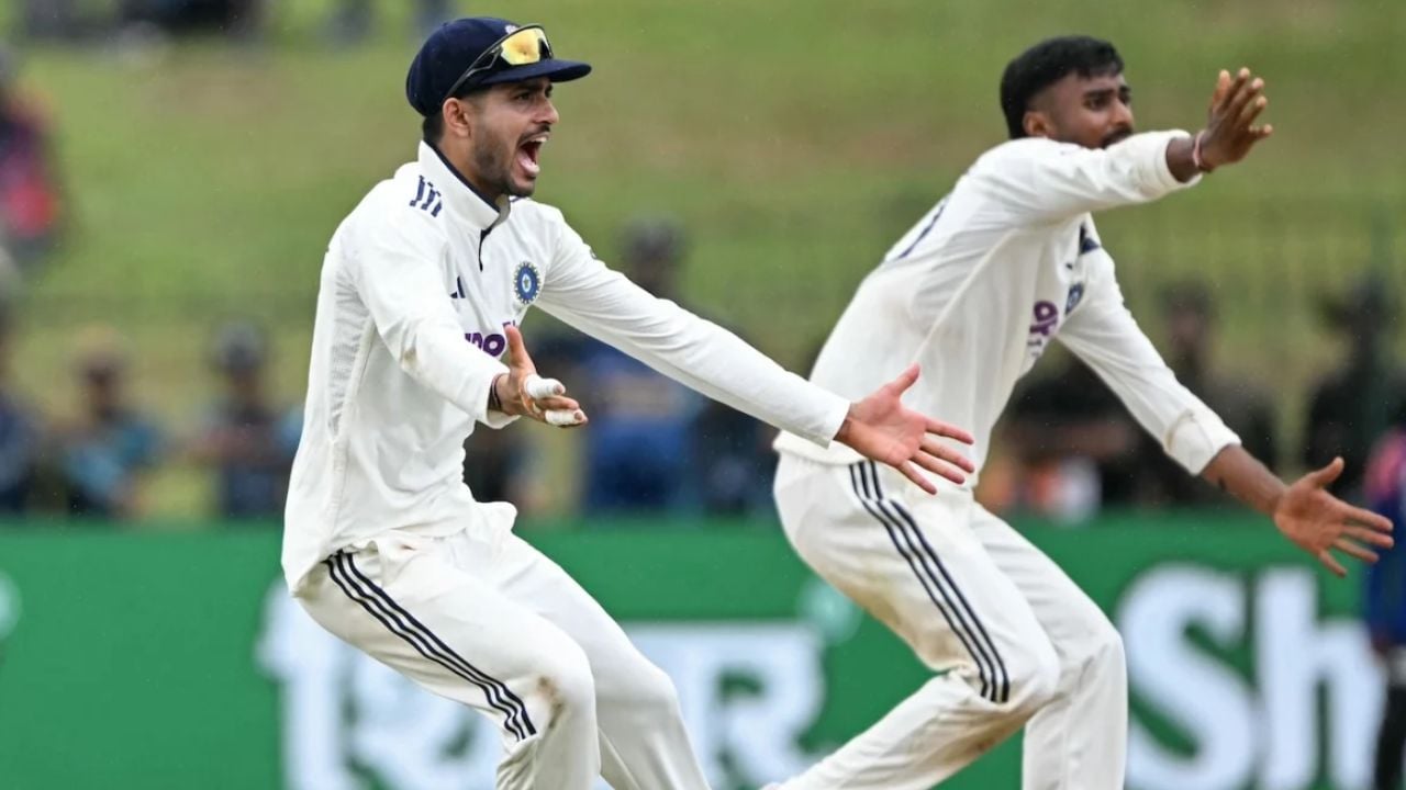 কলম্বো টেস্টের তৃতীয় দিনেও এগিয়ে ভারত