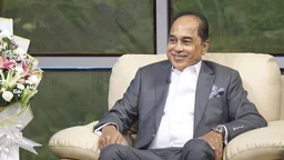 ৫০০০ পর্বে ‘রাঙা সকাল’