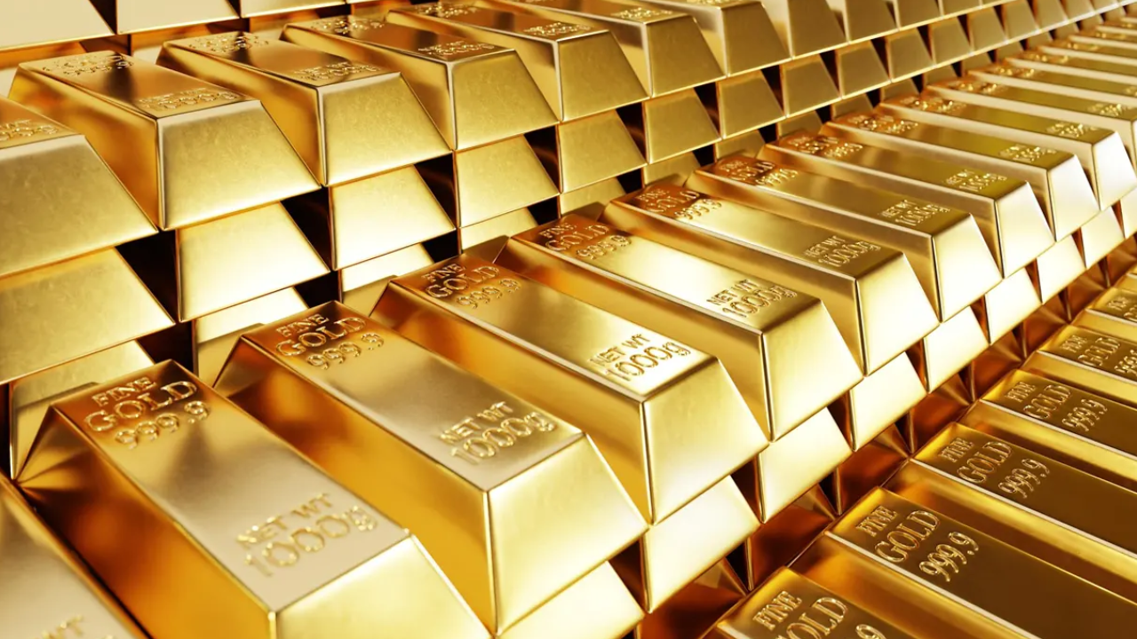 বিশ্ববাজারে স্বর্ণের দামে বড় পতন, দেশে কি কমবে