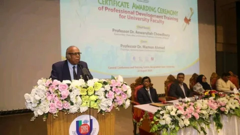 শিক্ষকতা কেবল চাকরি নয়, জীবনব্যাপী সাধনা: ইমেরিটাস অধ্যাপক আনোয়ারউল্লাহ