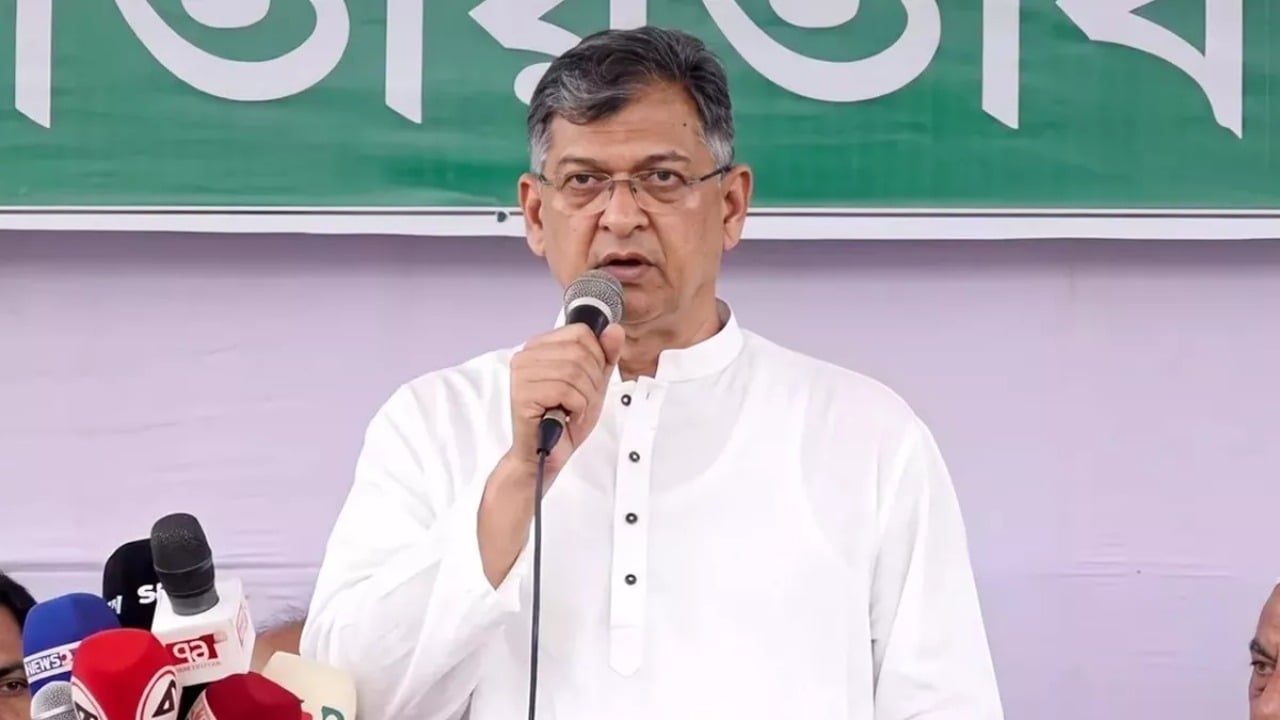 রাতারাতি আইনশৃঙ্খলা পরিস্থিতির বৈপ্লবিক পরিবর্তন আশা করতে পারি না: স্বরাষ্ট্রমন্ত্রী