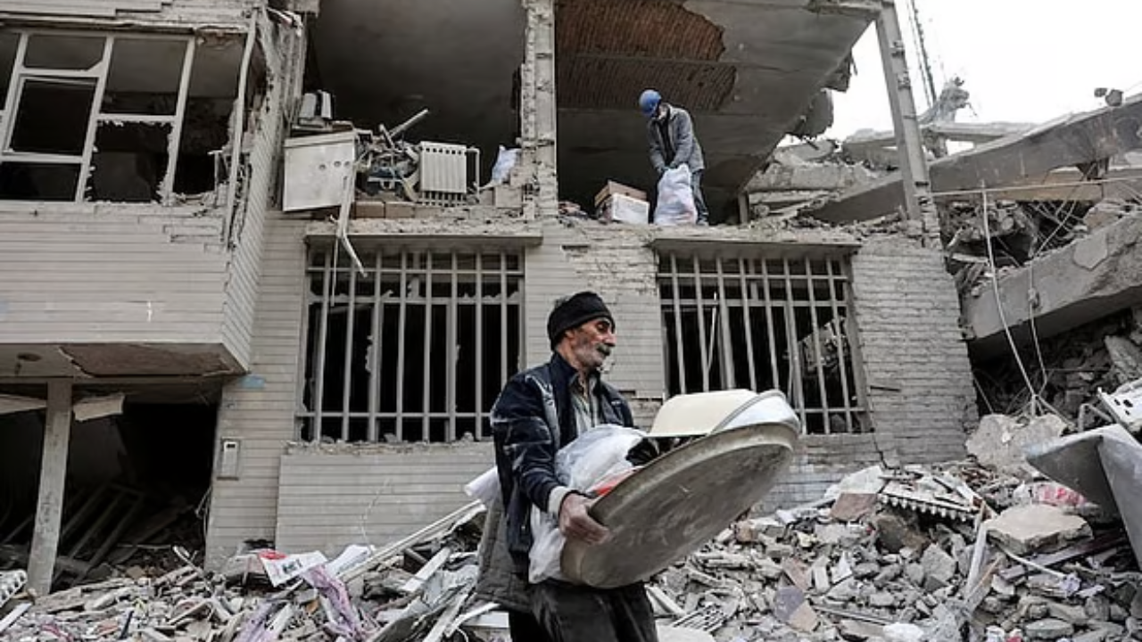 ইরানের তাবরিজে মার্কিন-ইসরায়েলি হামলায় নিহত ৬