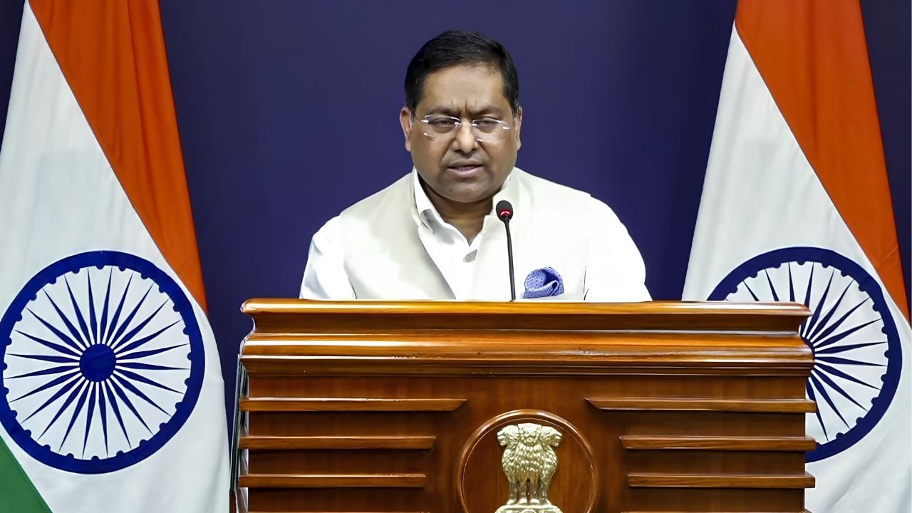 অবৈধ বাংলাদেশিদের ফেরাতে ঢাকার সহযোগিতা চায় দিল্লি