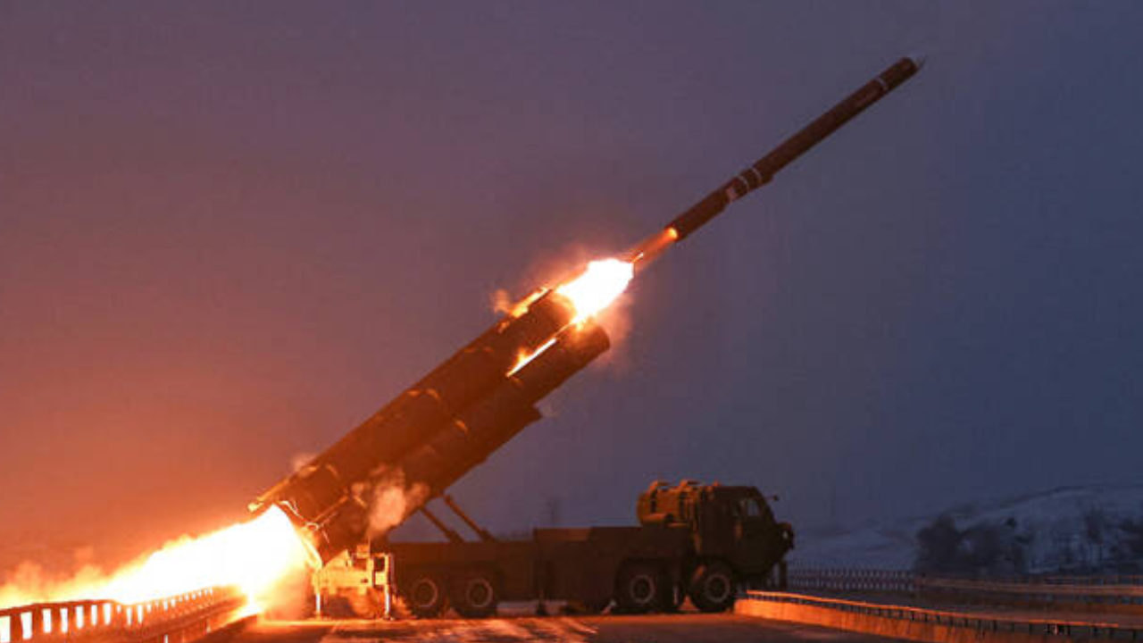 আবারও পূর্ব উপকূলে ক্ষেপণাস্ত্র উৎক্ষেপণ উত্তর কোরিয়ার