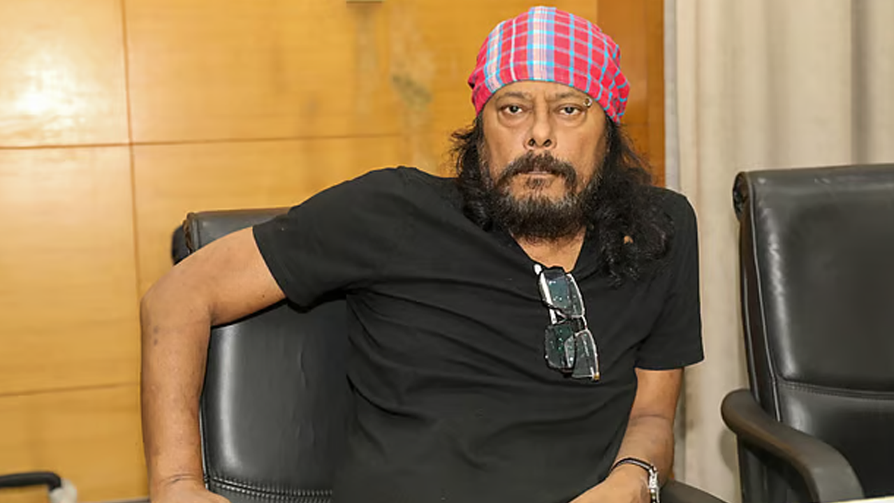 আড্ডায় এবার যেন অন্য এক জেমস 2