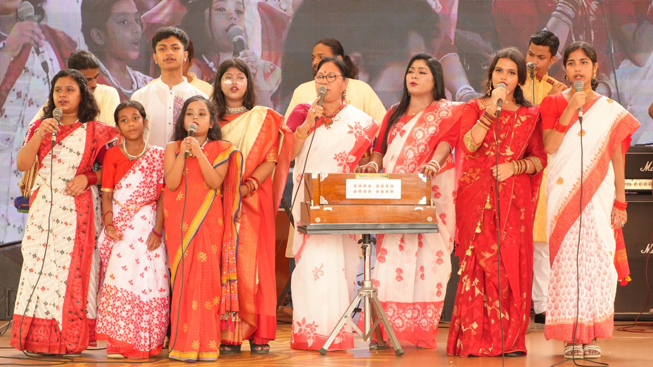 আহসান মঞ্জিলে ডিএসসিসির বর্ণাঢ্য বর্ষবরণ 2