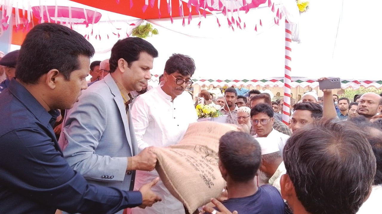 যুদ্ধের প্রভাব পড়লেও খাদ্য সংকট হবে না: কৃষিমন্ত্রী