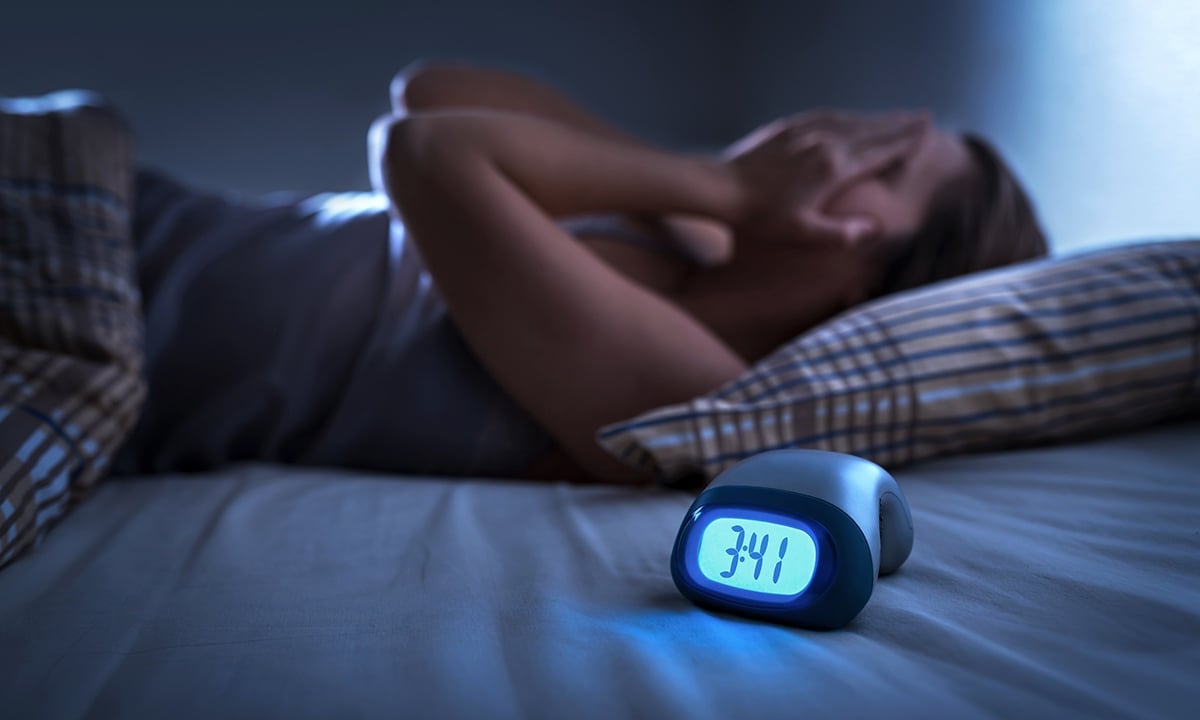 অনিদ্রায় ভুগছেন, জেনে নিন কার্যকরী সমাধান