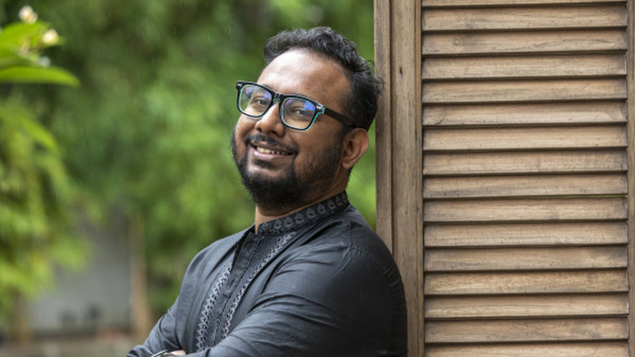 অনুকরণে নয়, মৌলিকতায় দর্শক টানতে হবে: রাফি