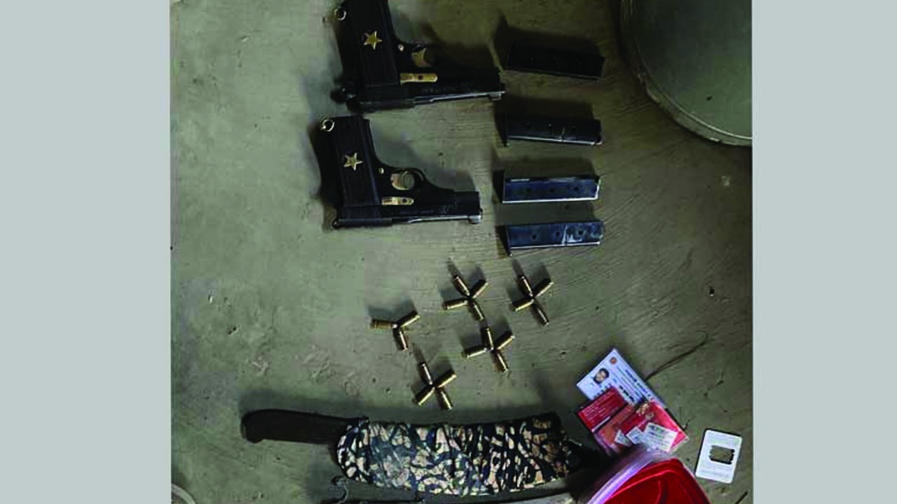 যশোরে অভিযানে গ্রেনেড, অস্ত্র ও গুলি উদ্ধার