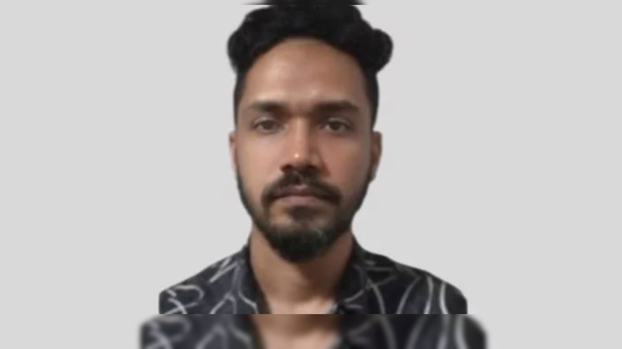 অস্ত্র মামলায় ফয়সাল করিমকে ১০ বছরের কারাদণ্ড