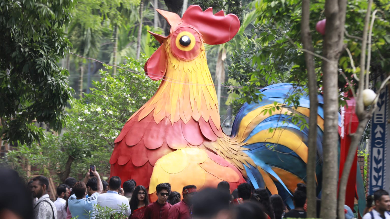 বৈশাখী শোভাযাত্রায় প্রাণের উচ্ছ্বাস