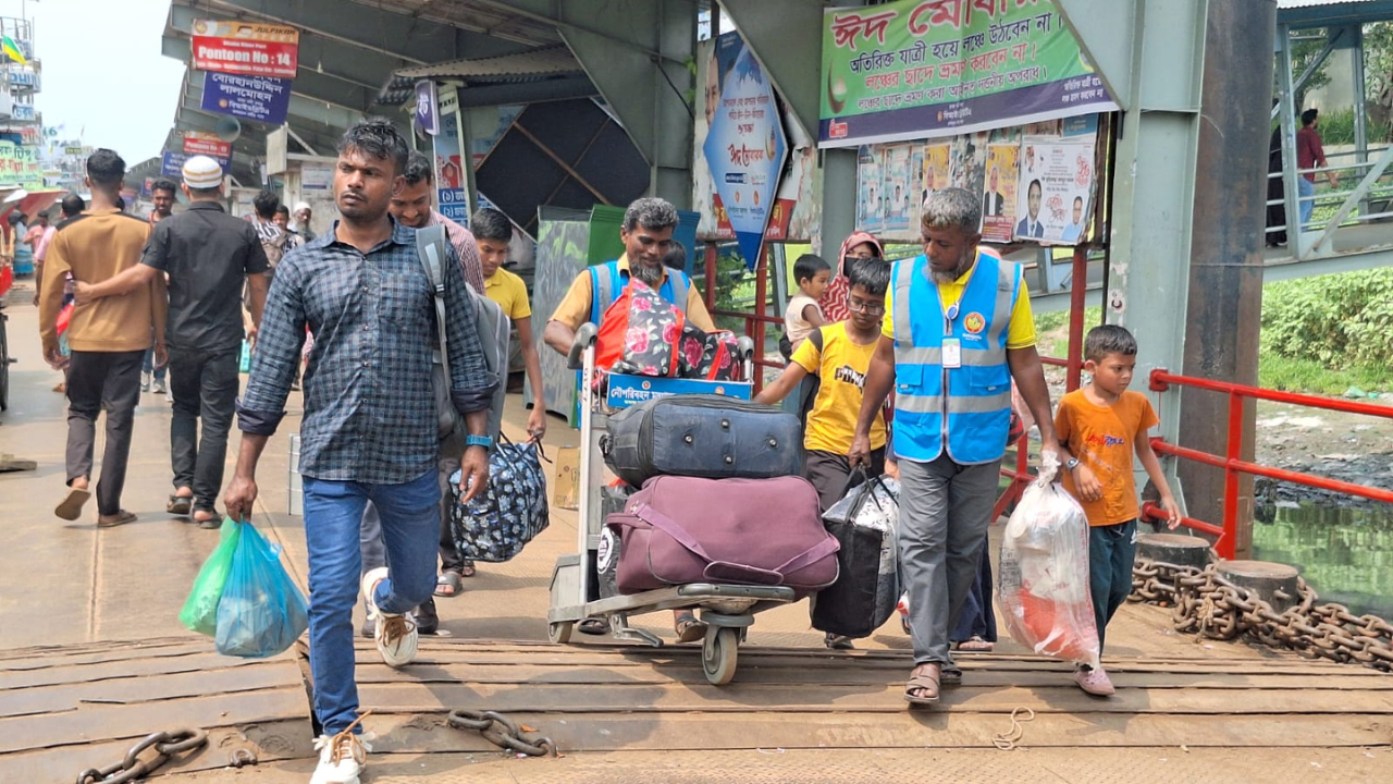 ঈদ উপলক্ষে টানা ৭ দিনের ছুটি শুরু