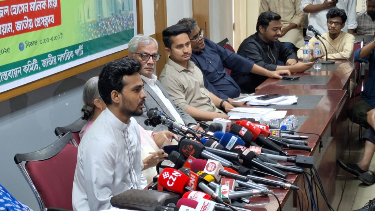 বিএনপির মধ্যে দমনের প্রবণতা দেখা যাচ্ছে: আসিফ মাহমুদ