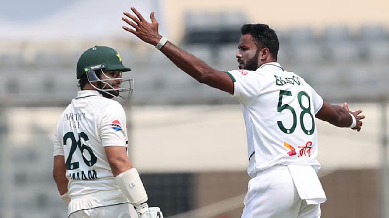 ভালো জবাব দিচ্ছে পাকিস্তান