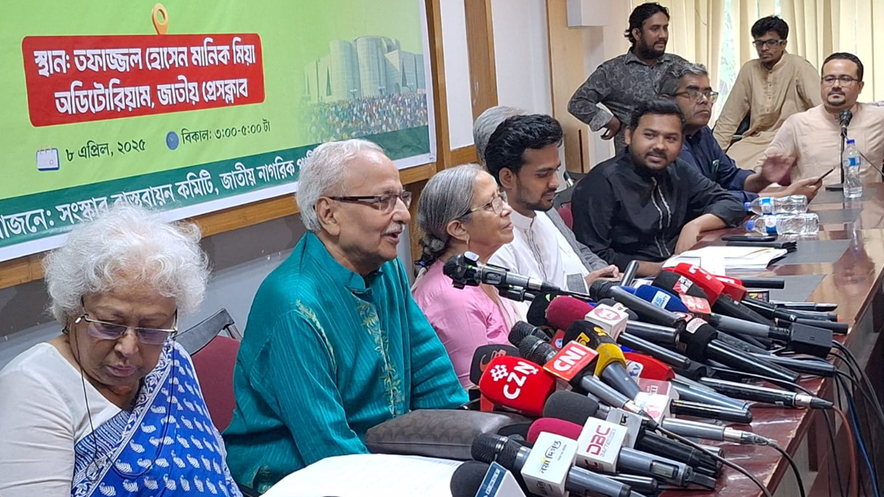 ভয়াবহ সংকটে দেশ, ঐক্যই একমাত্র পথ: বদিউল আলম মজুমদার