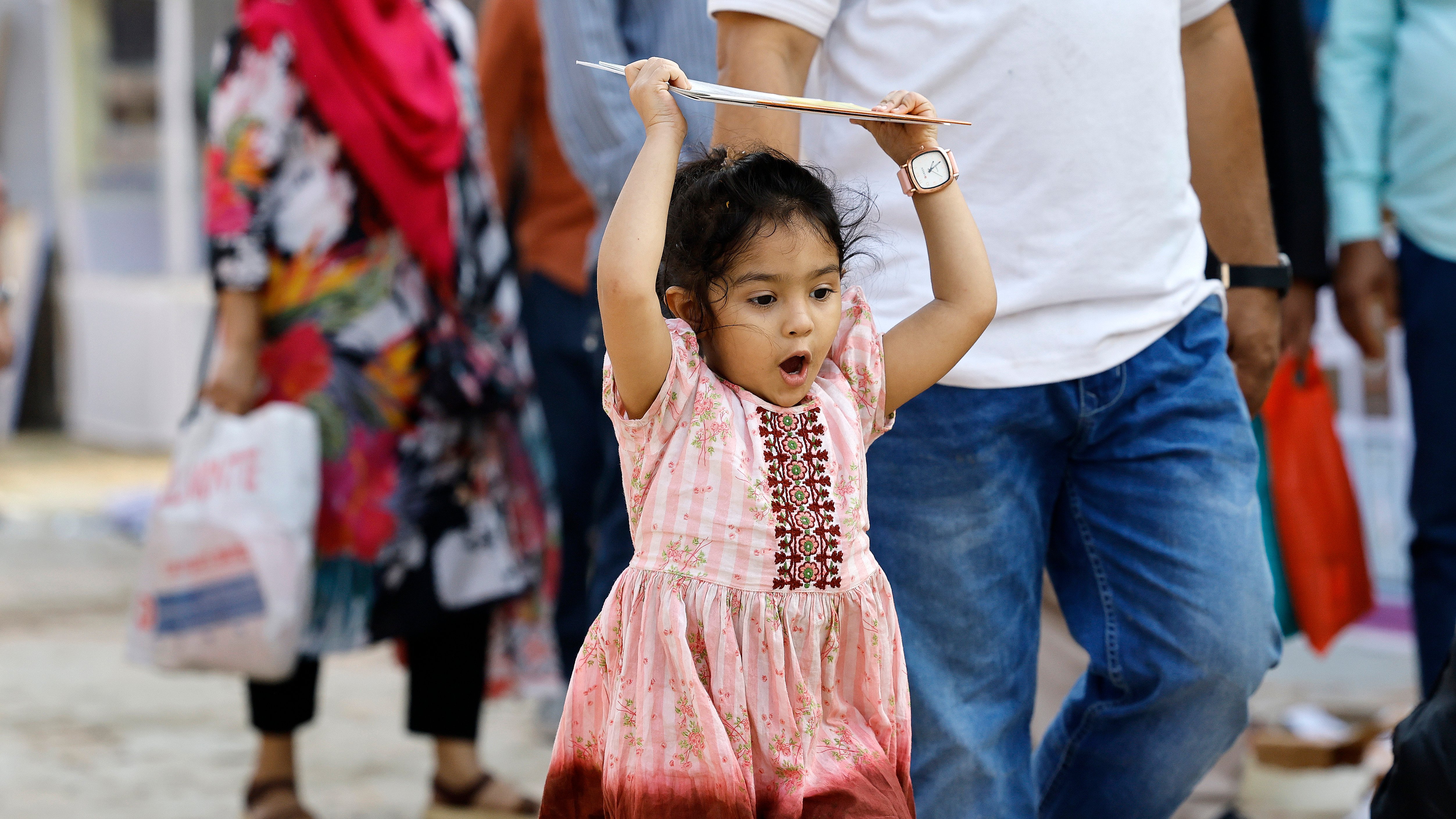 শুরু হলো অমর একুশে বইমেলা