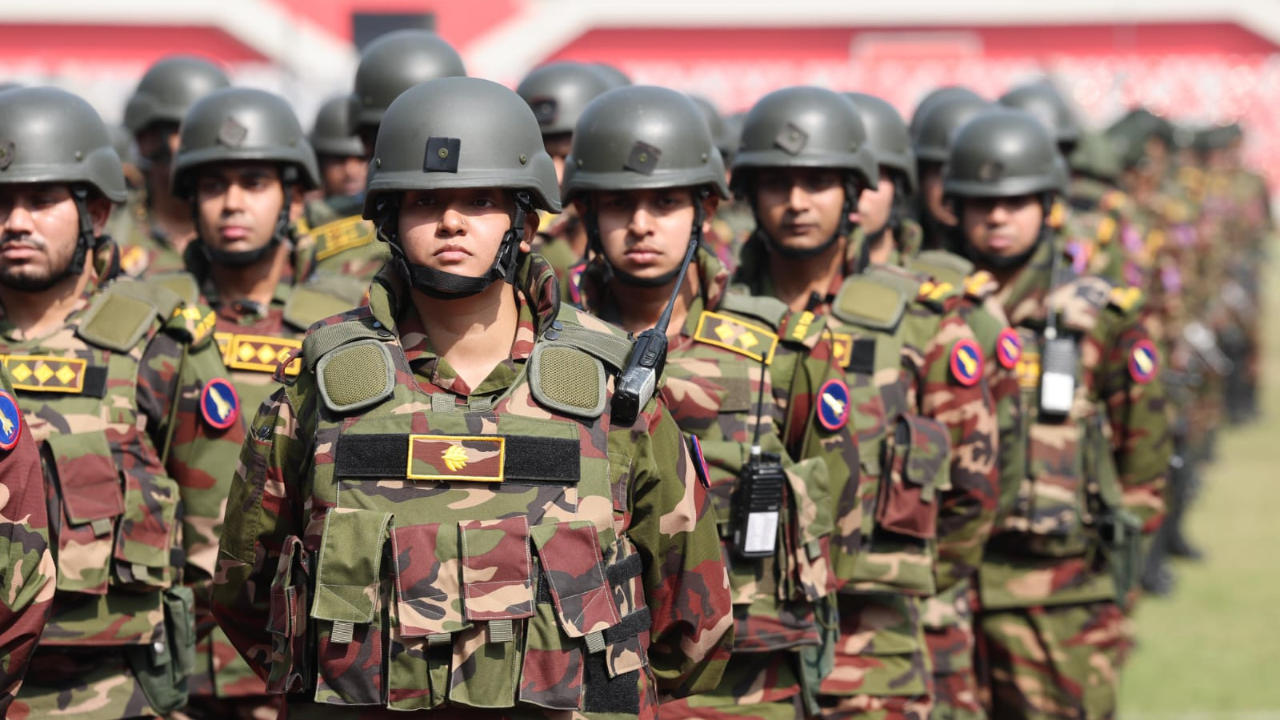 জাতীয় সংসদ নির্বাচনকে শান্তিপূর্ণ, নিরপেক্ষ ও সুষ্ঠুভাবে সম্পন্ন করার লক্ষ্যে আন্তঃপ্রাতিষ্ঠানিক সমন্বয় এবং সামগ্রিক নিরাপত্তা ব্যবস্থাপনা নিয়ে আলোচনা করেন সেনাপ্রধান।