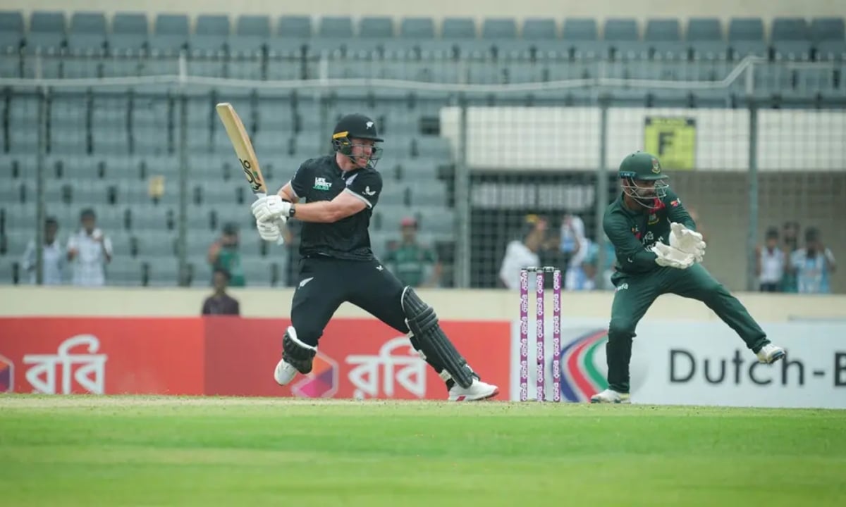 বাংলাদেশকে চ্যালেঞ্জিং লক্ষ্য দিলো নিউজিল্যান্ড