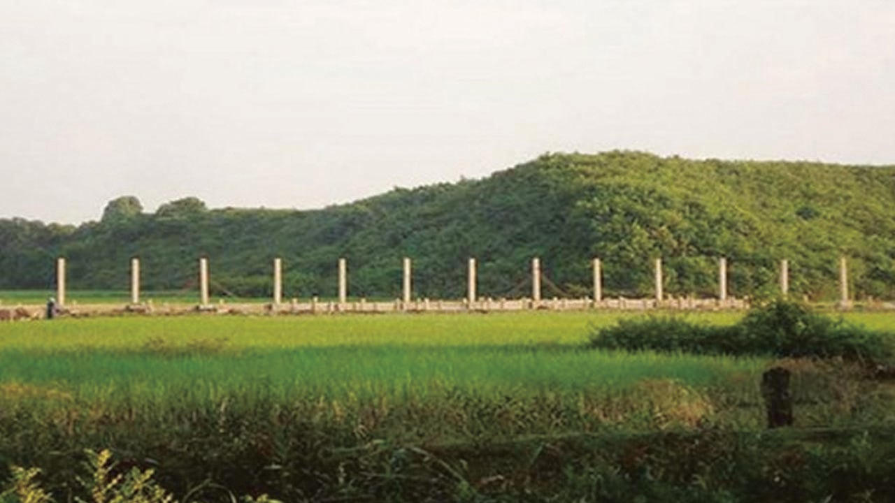 বালুখালী সীমান্তে মাইন বিস্ফোরণে উড়ে গেলো যুবকের পা