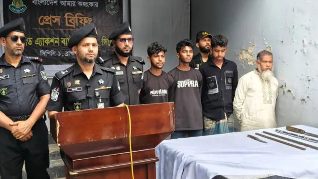 ব্রাহ্মণবাড়িয়ায় র‍্যাব সদস্যদের ওপর হামলা, নারীসহ আটক ৫