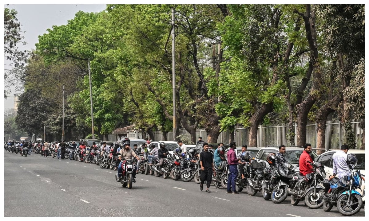 বিশ্বে প্রথম তেলশূন্য হওয়ার ঝুঁকিতে বাংলাদেশ