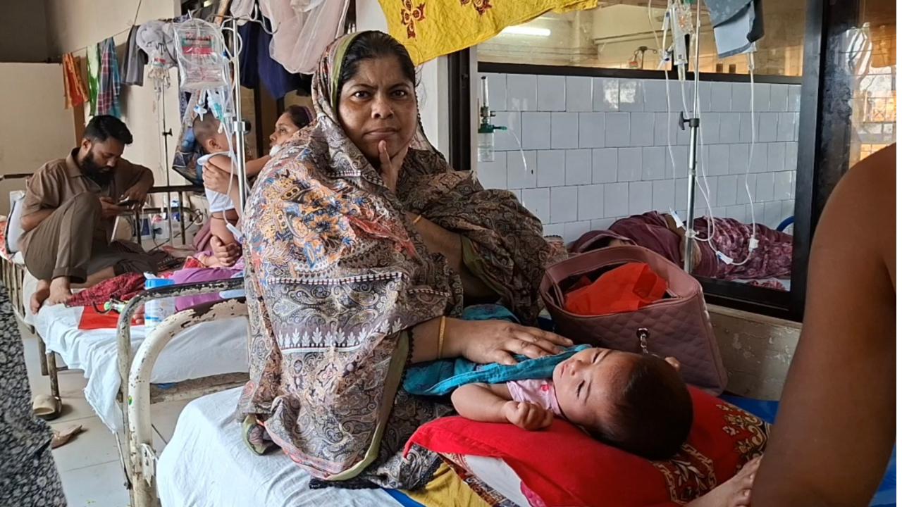 হামের বিস্তারে বিপর্যস্ত জাতি
