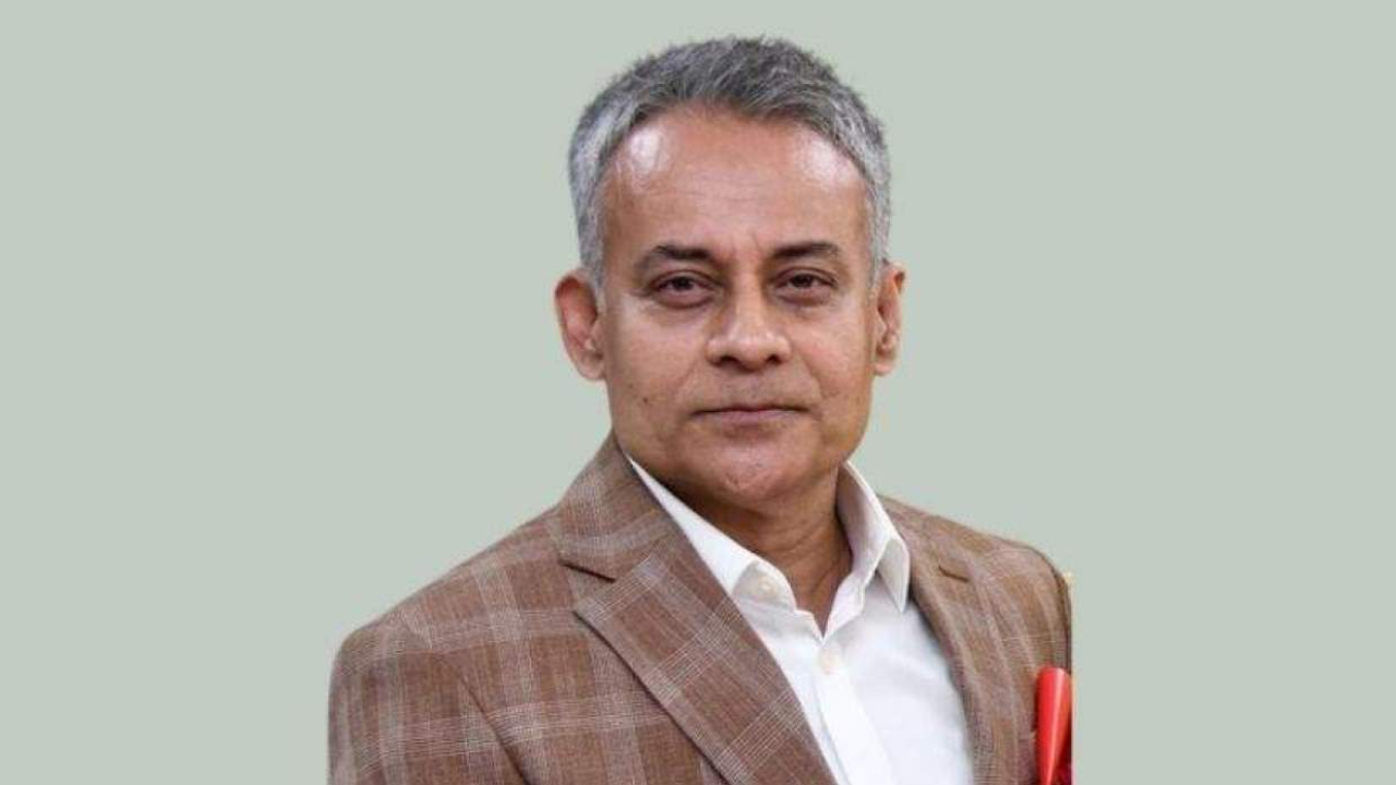 বাসভাড়া নিয়ে সিদ্ধান্ত বৃহস্পতিবার: সেতুমন্ত্রী