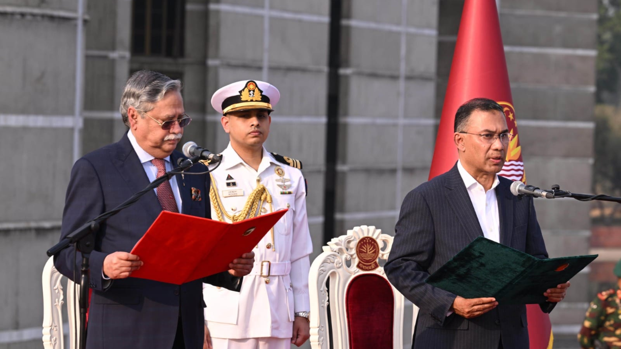 মন্ত্রিসভার শপথ: রাষ্ট্রপতি মো. সাহাবুদ্দিনের হ্যাটট্রিক