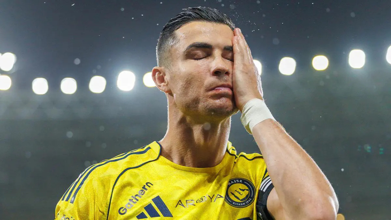 ছেলের জন্য আল নাসর ছাড়তে পারেন রোনালদো