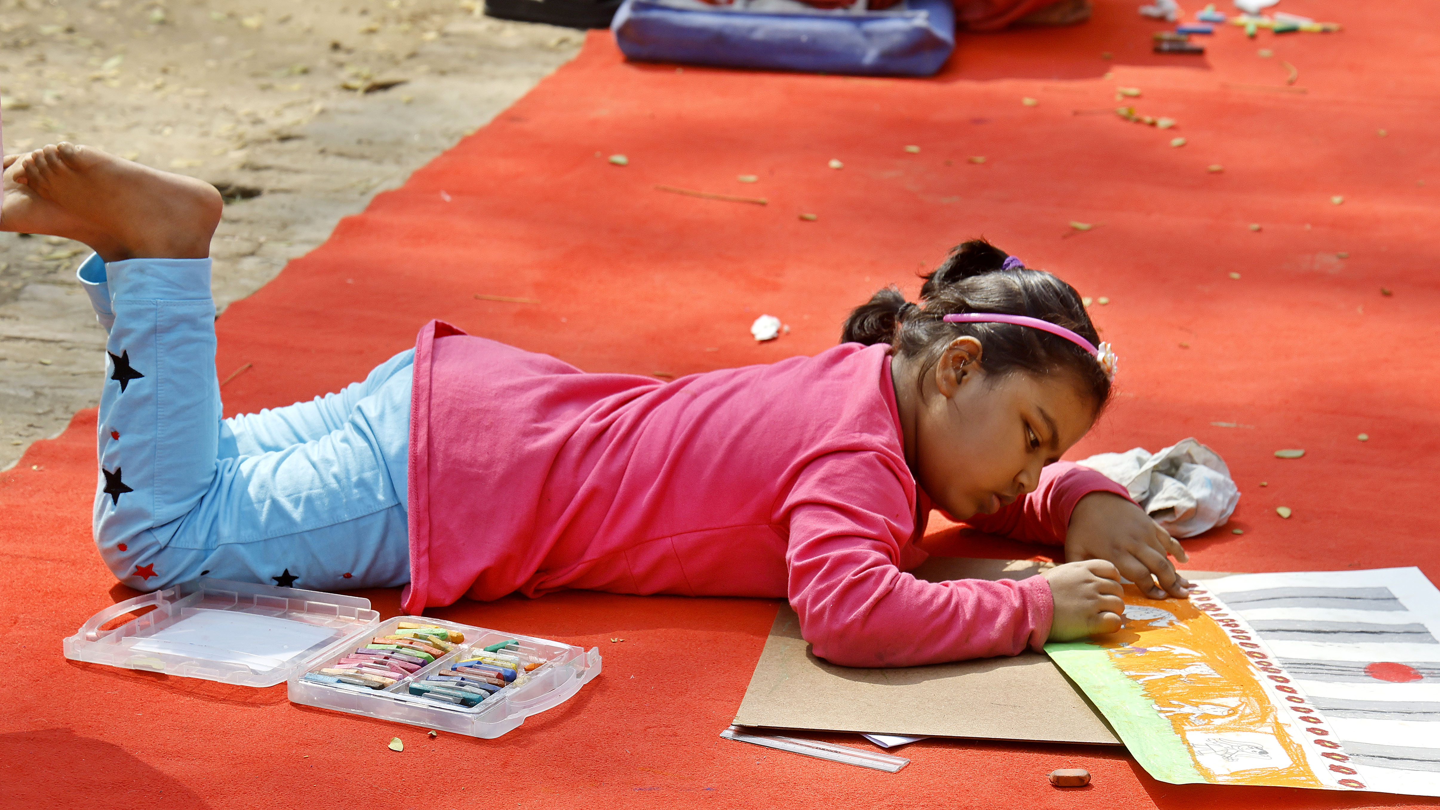 বাংলা একাডেমিতে চিত্রাঙ্কন প্রতিযোগিতা