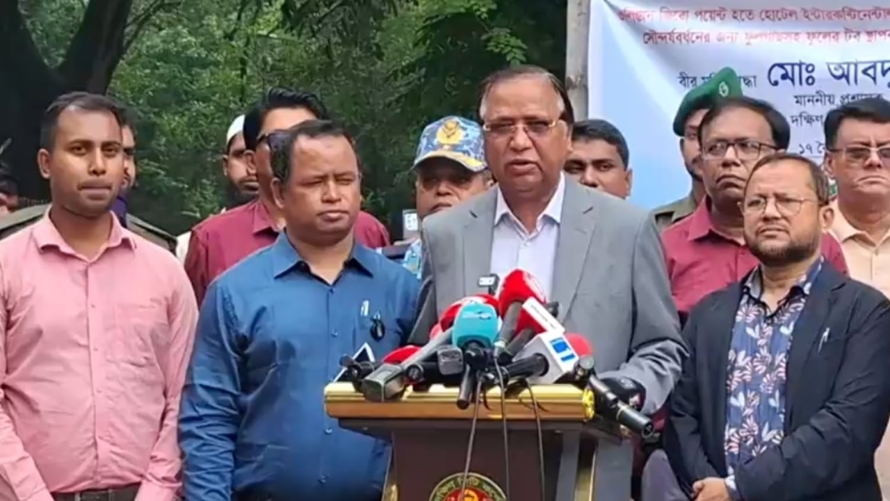 ঢাকাকে সবুজ শহরে রূপান্তরিত করতে চাই: ডিএসসিসি প্রশাসক 