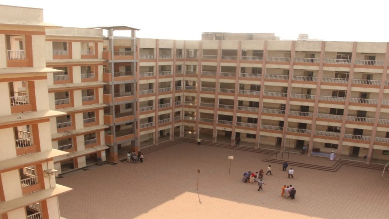 মনিপুর স্কুলে ৬৬২ শিক্ষক অবৈধ